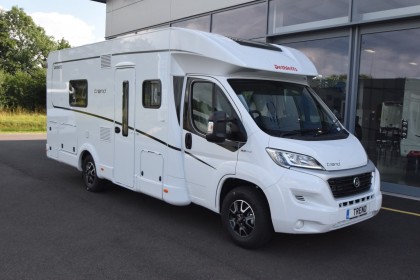 New & Used Motorhomes & Camper Vans for Sale | Travelworld